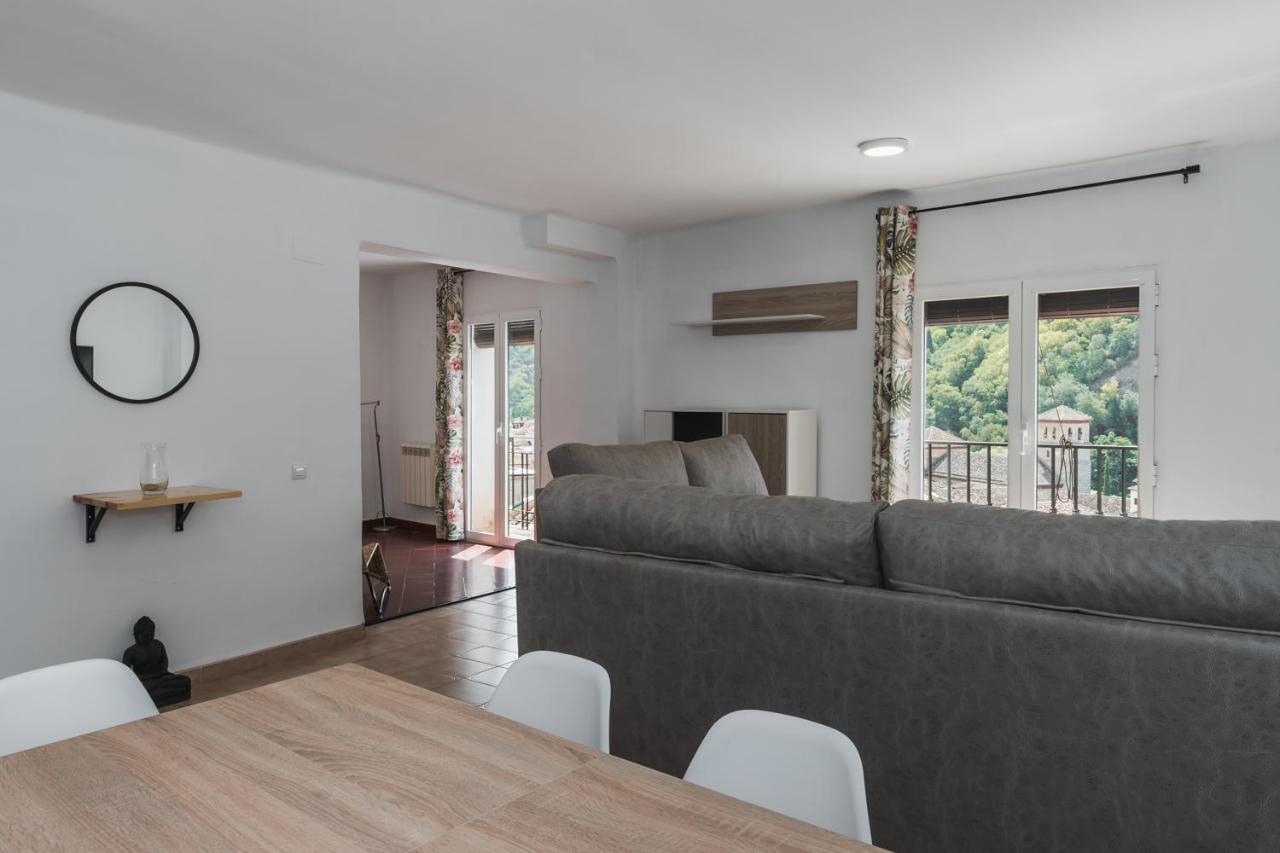 Tuguest Cobertizo Duplex Apartment Granada Exterior foto